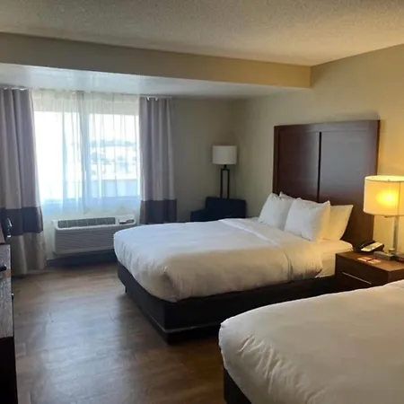 Comfort Inn & Suites Phoenix North - Deer Valley-2