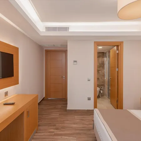Aquasis De Luxe Resort & Spa-3