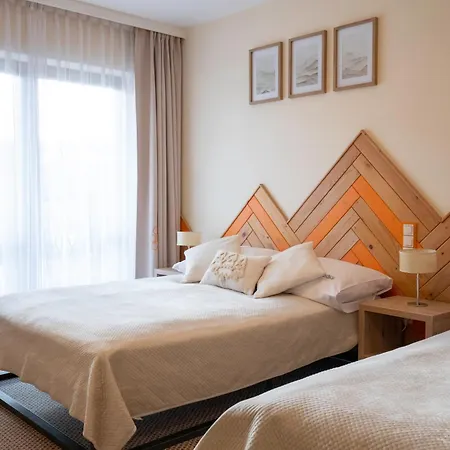 Novobilski przy Termie Bania i Kotelnicy - sauna, jacuzzi, restauracja, pokój zabaw, wypożyczalnia rowerów e-bike-3