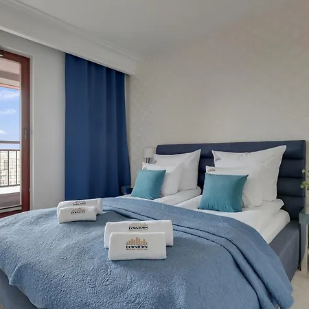Waterlane Island - Riverview Pool, Spa, Gym & Parking By Downtown Apartments-3