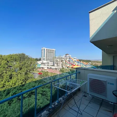 Private 2-Bedroom Apartment With Pool And Free Parking In Marina Holiday Club Pomorie-2