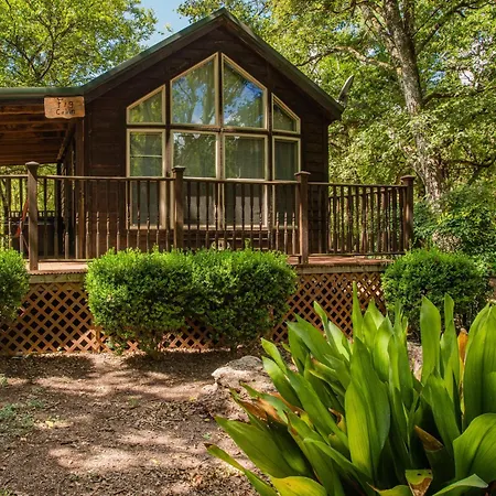 Mendelbaum - Fig Cabin-3