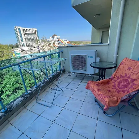 Private 2-Bedroom Apartment With Pool And Free Parking In Marina Holiday Club Pomorie-3