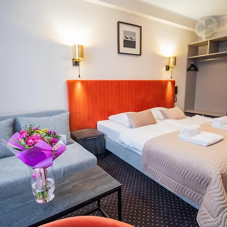 Hotel New Skanpol-2