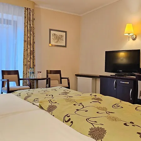 Malinowy Dwór Hotel Medical SPA-3