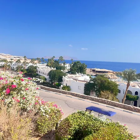 Studio For 4 In Coral Bay Sea And Salt Lake View-3