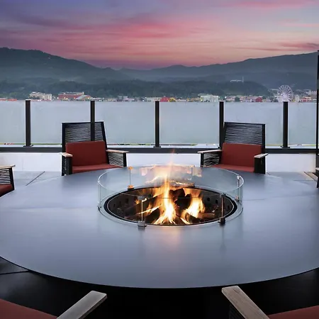 Tempo By Hilton Pigeon Forge-3