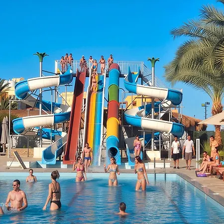 Fun Bay All Inclusive Resort-3