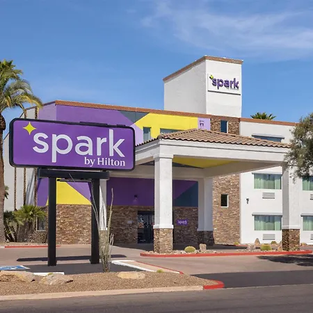 Spark By Hilton Tucson Reid Park-2