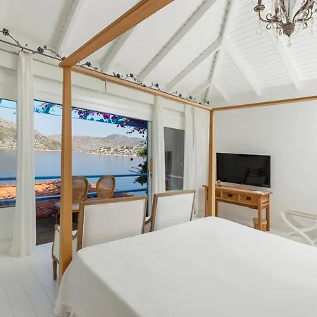 Sabrinas Haus - Adult Only +14-2