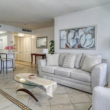 Oceanview Apartment On The Beach 123-2