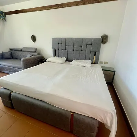 Private One-Unit In Domina Coral Bay Beach And Lake Direct View 3-2
