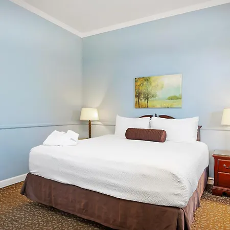 Lavender Inn By The Sea-3