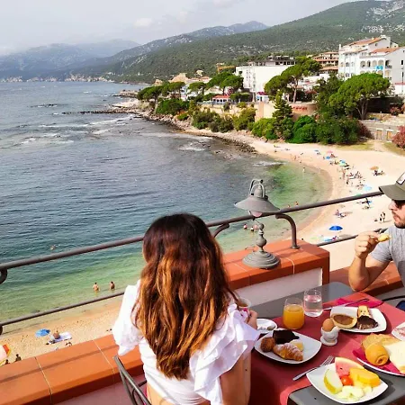 Bue Marino Hotel & Rooftop Bar-3