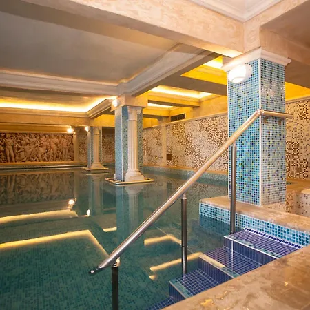 Balneo & Spa Hotel Aura-2