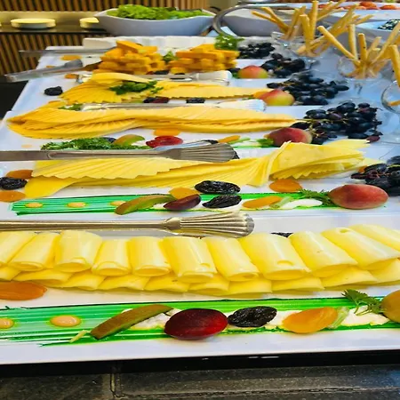 Palm Beach Resort Families And Couples Only-3