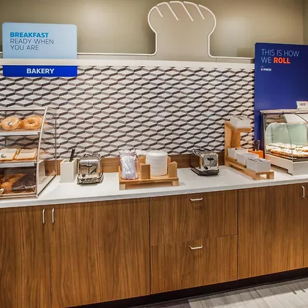Holiday Inn Express & Suites - Phoenix Dwtn - State Capitol By Ihg-3