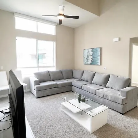 Luxury 2 Bedroom 2 Bathroom With Fitness Center And Pool-3