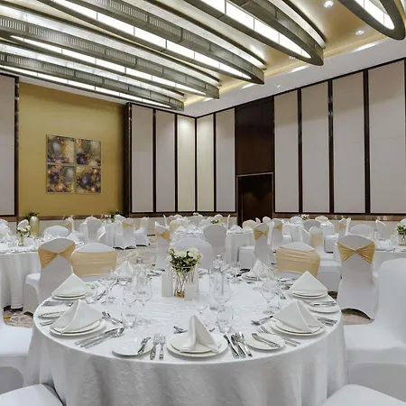 Swissotel Al Ghurair Dubai-2