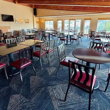 Comfort Inn Lakeside-2