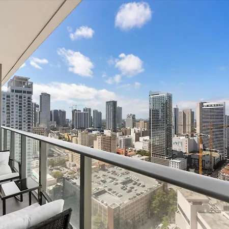 29Th Floor Balcony Studio Miami Skyline Views-2