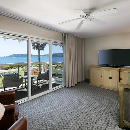 Spyglass Inn-3