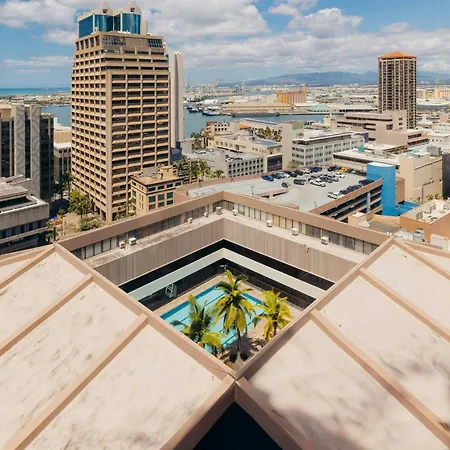 Bishop Suites Downtown Honolulu-3