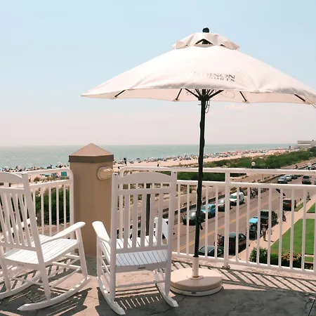 Montreal Beach Resort-3