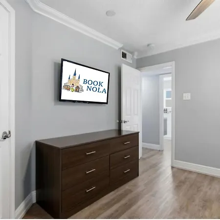 Modern 1Br Retreat On Frenchmen Street W Pool-3