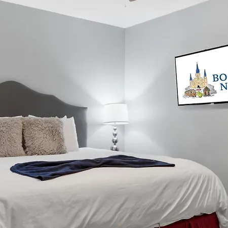 Luxury 2Br W Pool & Hot Tub On Frenchmen St-3