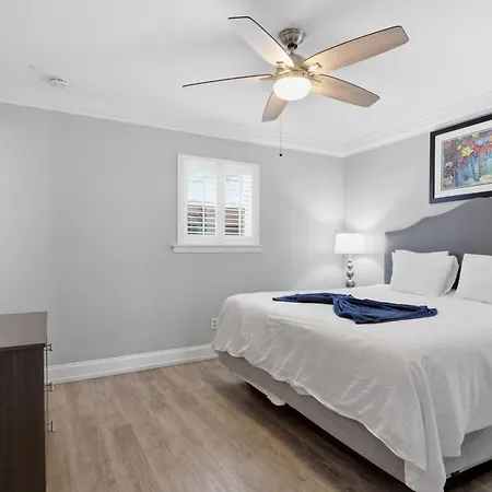 Frenchmen 1Br Escape W Pool & Hot Tub Access-2