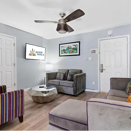Frenchmen Street 1Br Getaway W Pool & Hot Tub-3