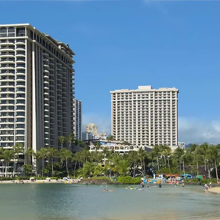 Hilton Grand Vacations Club At Hilton Hawaiian Village-3