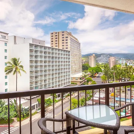 Hyatt Regency Waikiki Beach Resort&Spa-2