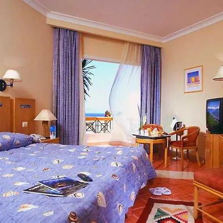 Ivy Cryene Island Resort & Aqua Park-2
