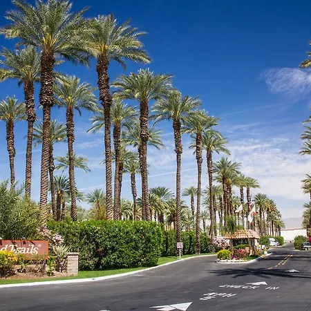 Palm Springs Camping Resort Cottage 1-2
