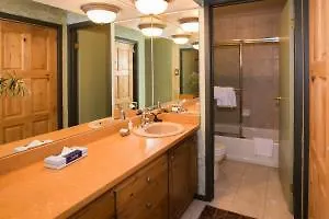 Park Avenue Condominiums-3