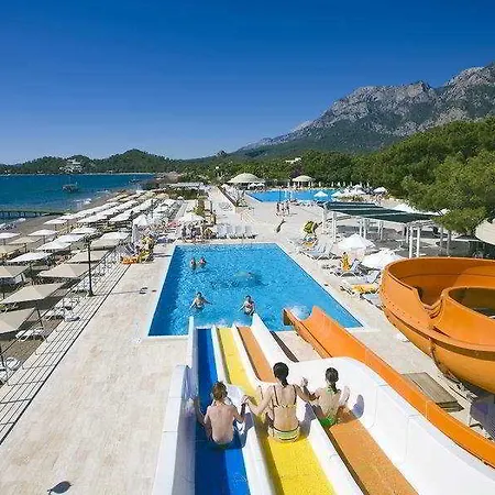 Perre La Mer Resort & Spa-3