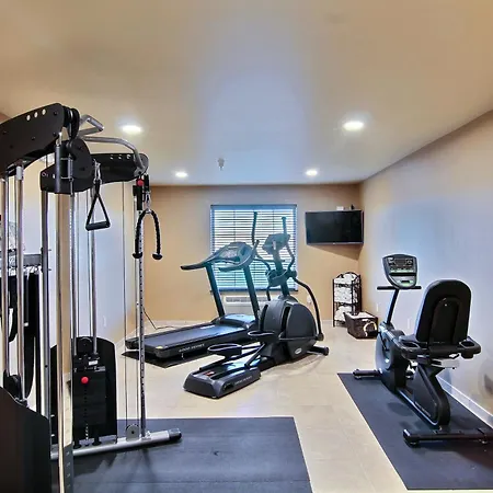 Cobblestone Hotel & Suites - Beulah-3