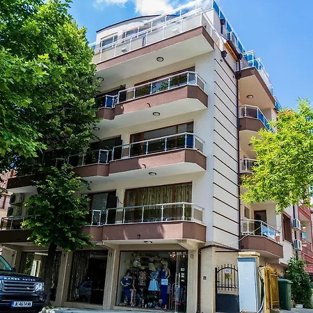 Guest House Saint Apostol-3