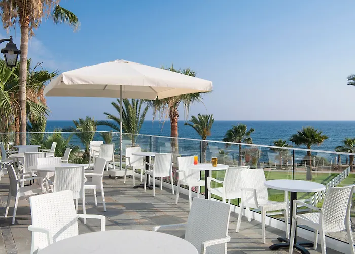 Akti Beach Hotel & Village Resort Klorakas