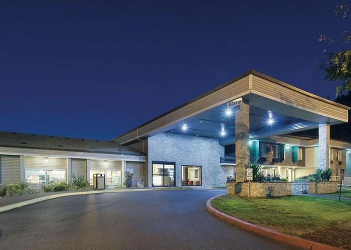 Hotel La Quinta By Wyndham Portland Nw