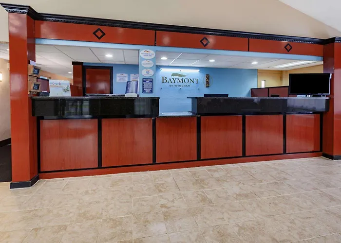 Hotel Baymont By Wyndham Perrysburg-Toledo