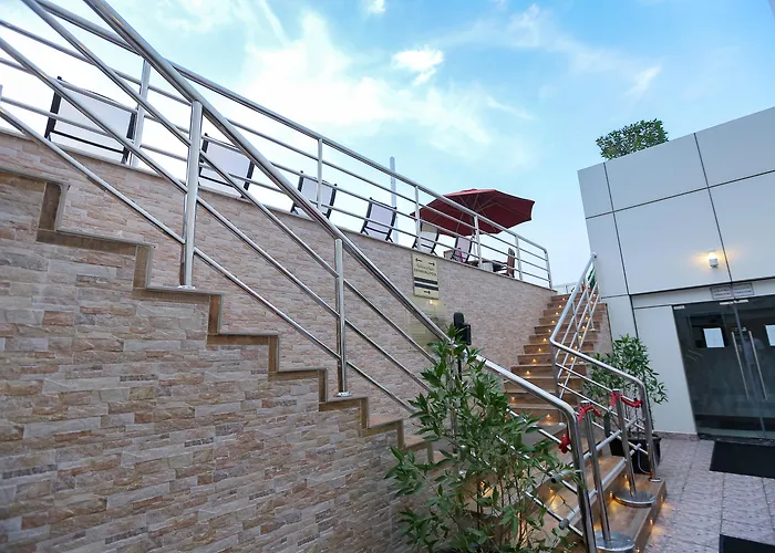 Ivory Grand Hotel Apartments Dubaj