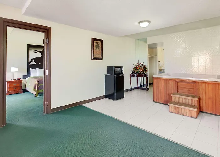 Hotel Super 8 By Wyndham Norman