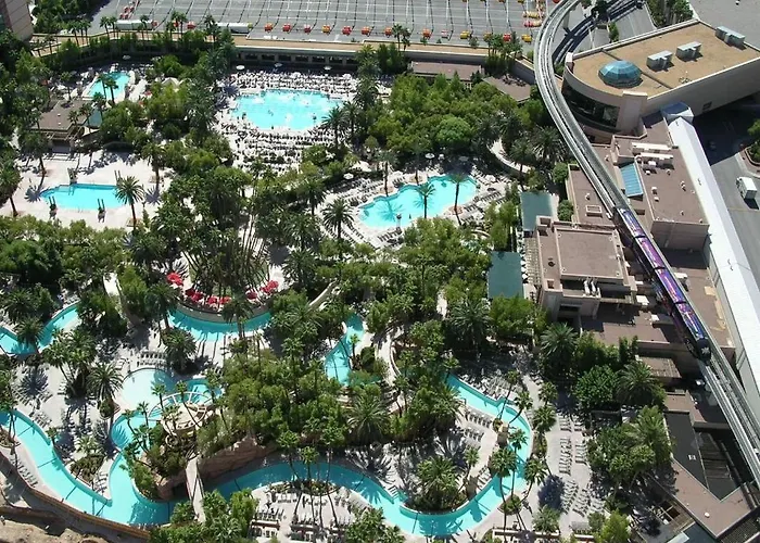 Jet Luxury At The Signature Condo Hotel Las Vegas