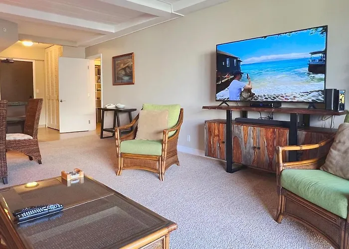 Maui Westside Presents: Whaler 420 - Best Location In Kaanapali Beach Lahaina