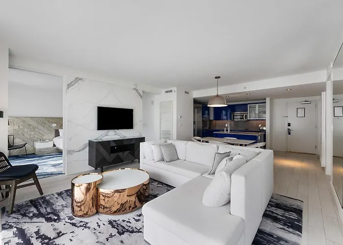 Resort-Style Residence Beachfront Condo Oasis Fort Lauderdale