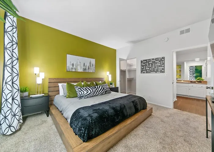 Beverly Hills Gem 1 Bedroom Apt With Parking 218 Los Angeles