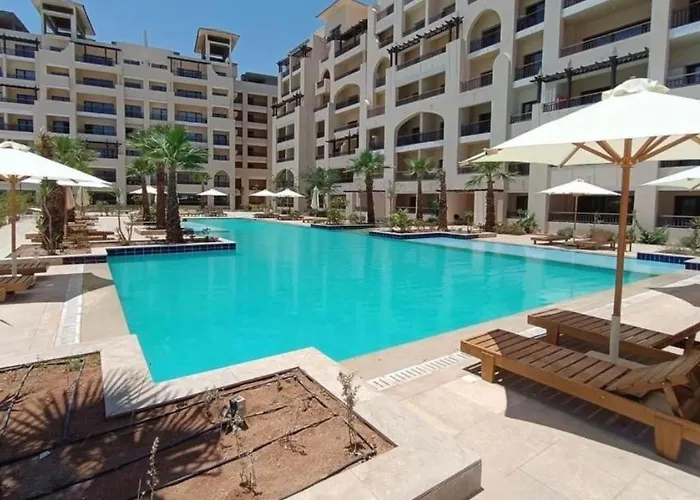 Cordoba Suites Penthouse With Private Open Air Jacuzzi Hurghada